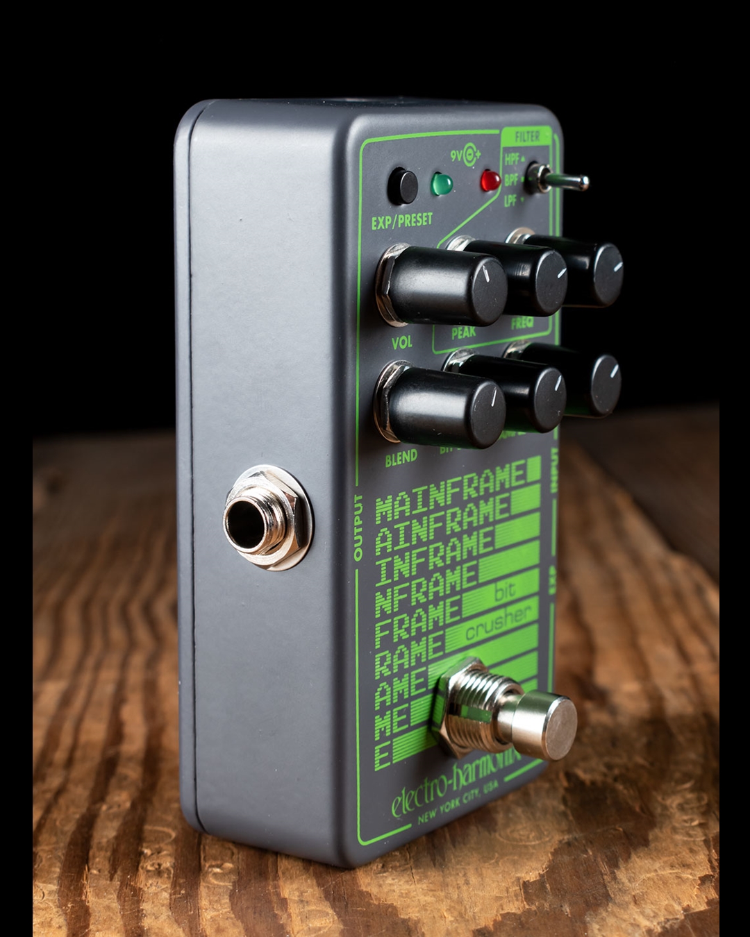 Electro-Harmonix Bit Crusher エフェクター Electro-Harmonix Mainframe Bit Crusher Effects Pedal | Music & Arts