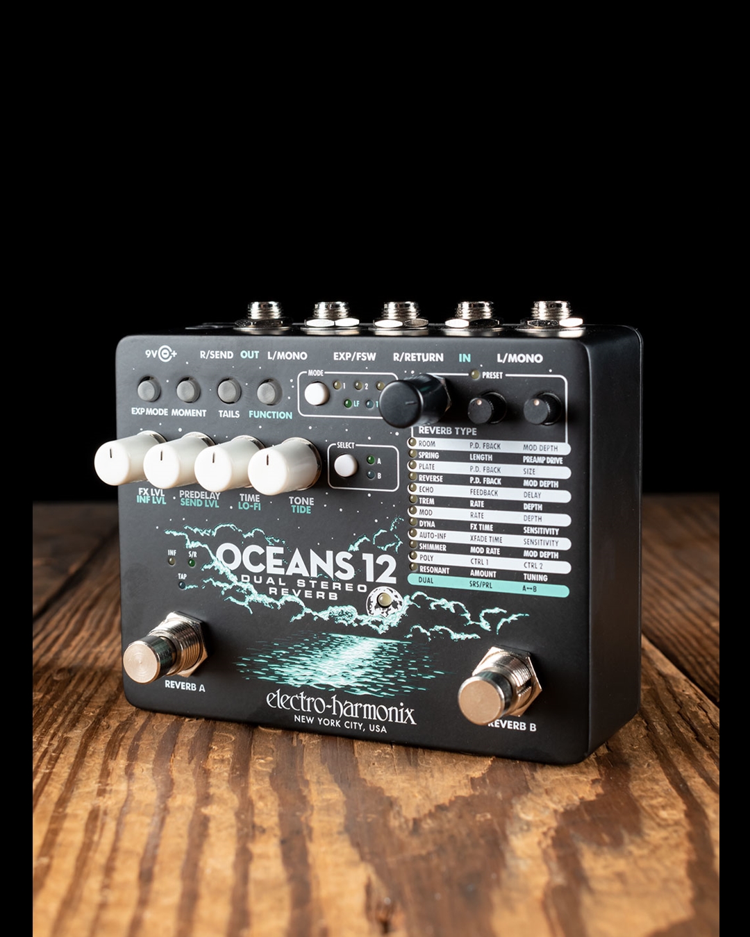 Electro Harmonix Oceans 12 Dual Stereo Reverb Pedal
