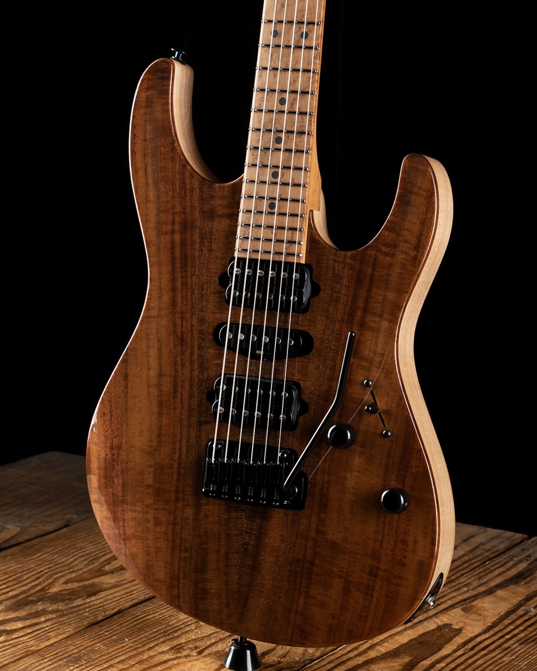 Suhr Modern Custom Walnut/Swamp Ash - Natural