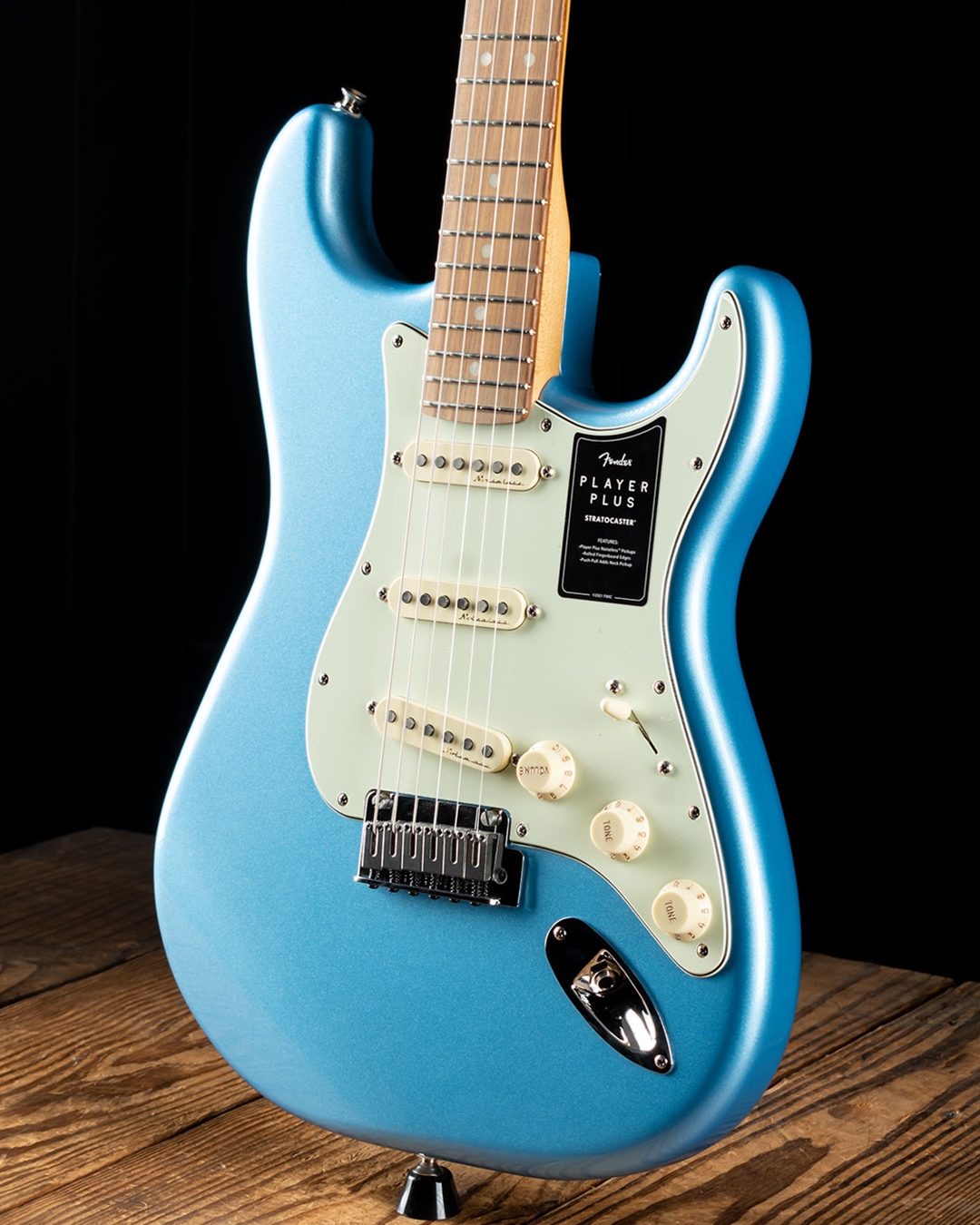 Fender Player Plus Stratocaster - Opal Spark