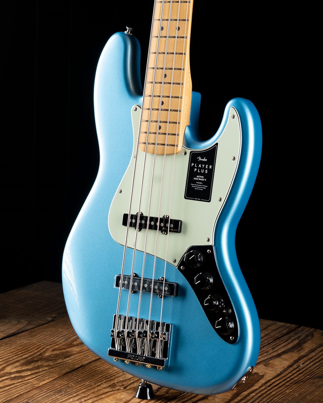 Fender Player Plus Jazz Bass V Maple Fingerboard Opal Spark