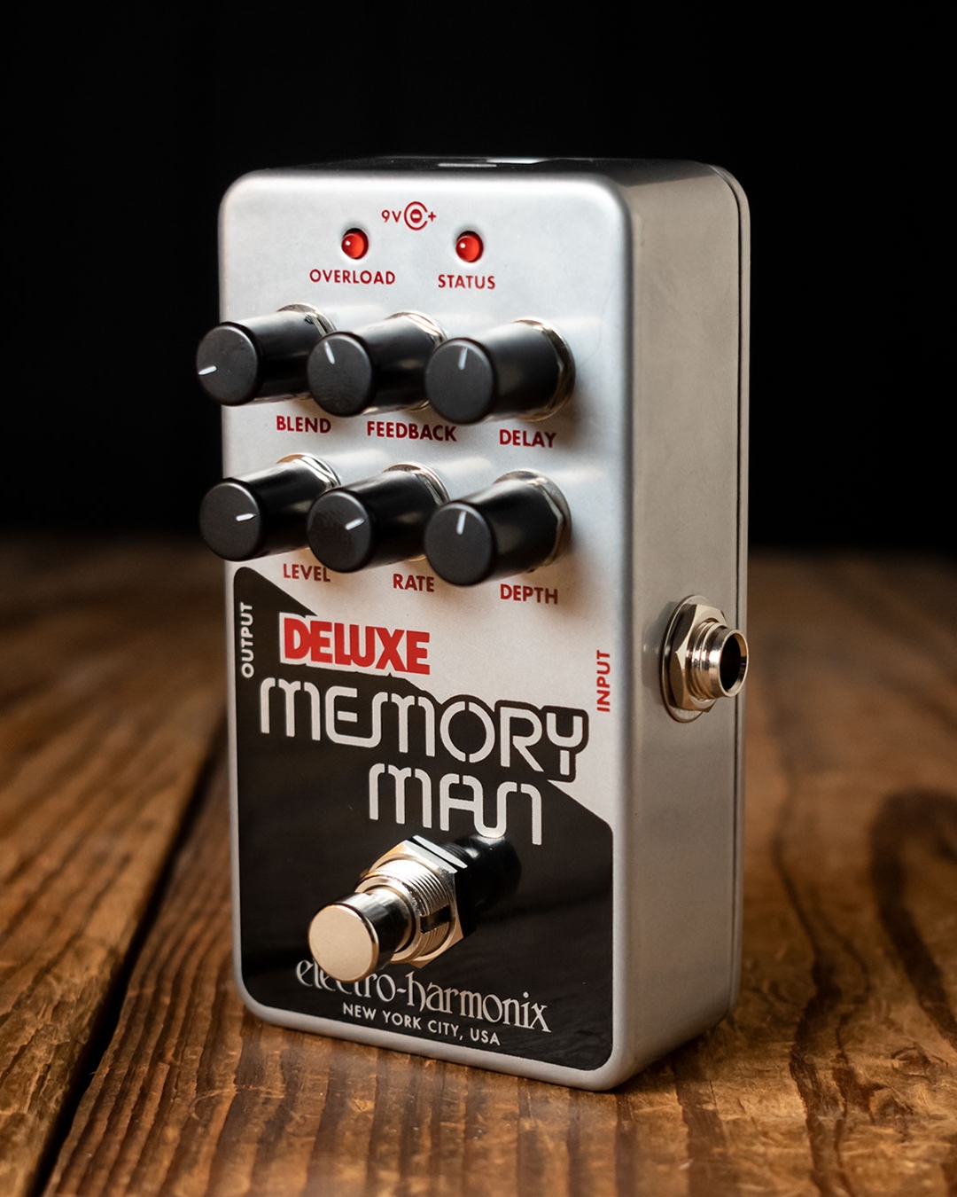 Electro-Harmonix Nano Deluxe Memory Man Analog Delay with Chorus/Vibrato  Pedal