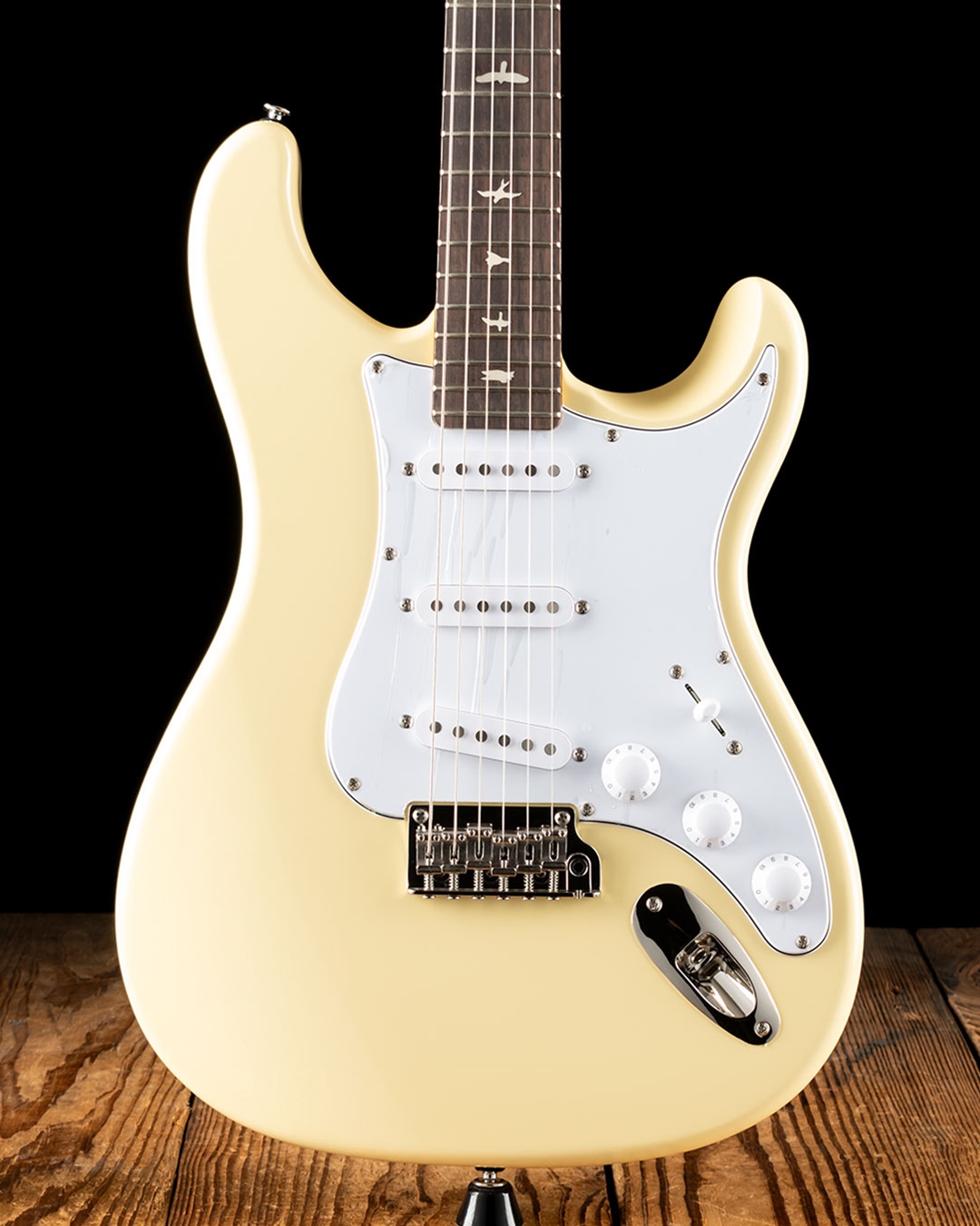 White sky guitar deals