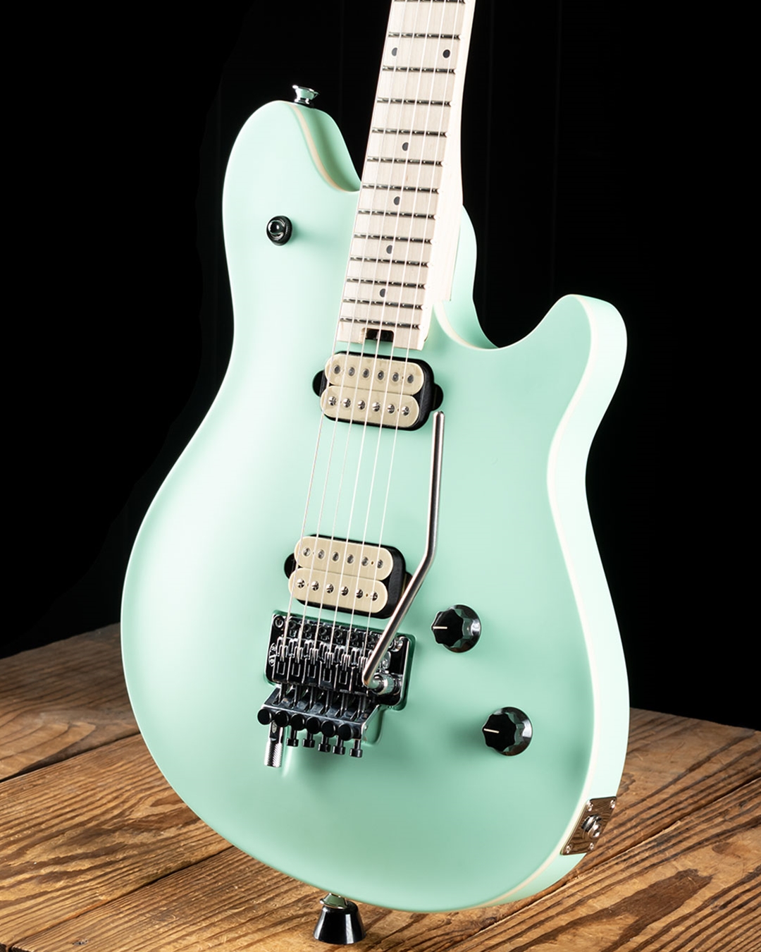 ギター EVH Wolfgang special Polar White ゲンテン公式 EVH Wolfgang Special Polar White！ Eddie Van Halen