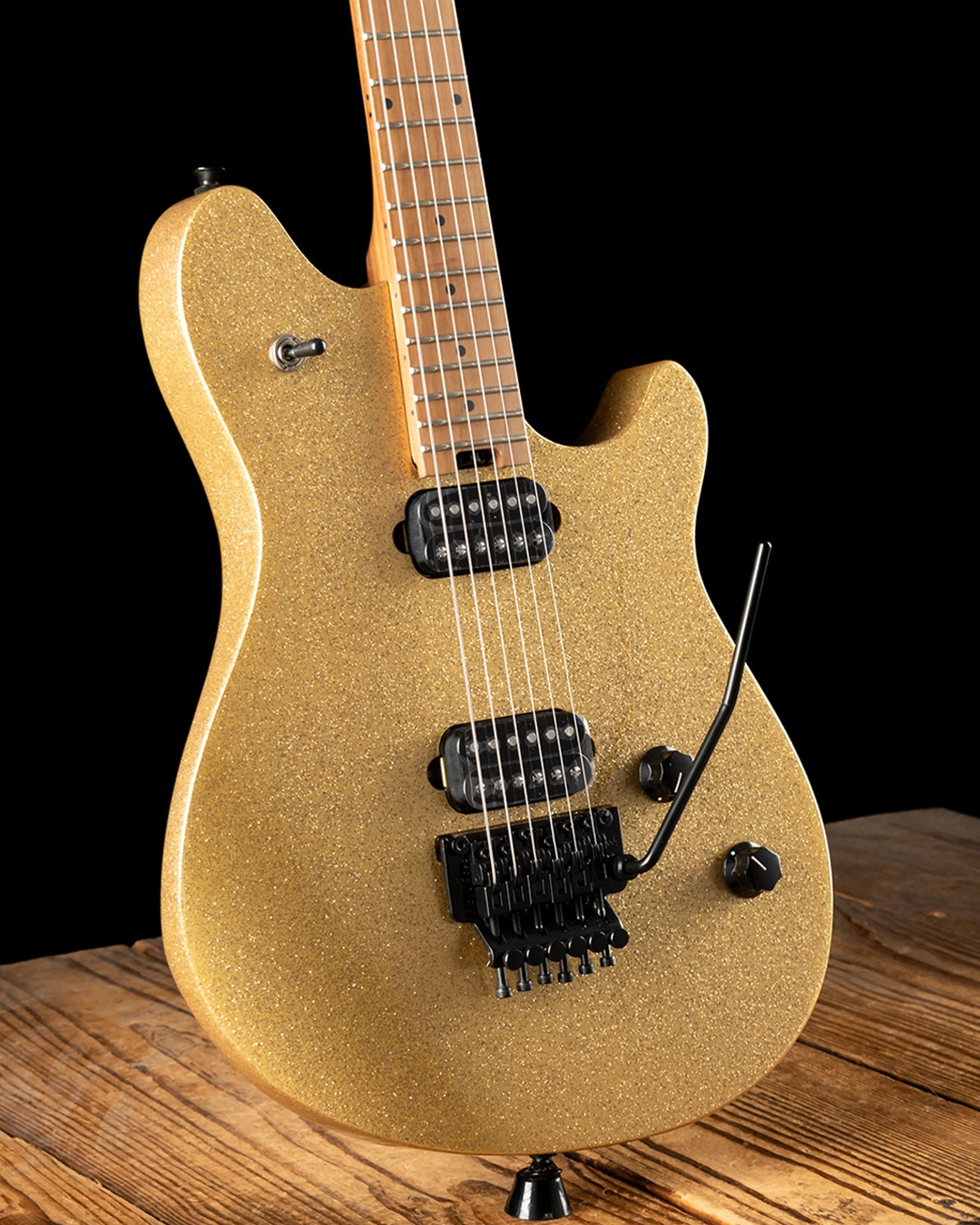 EVH Wolfgang WG Standard - Gold Sparkle