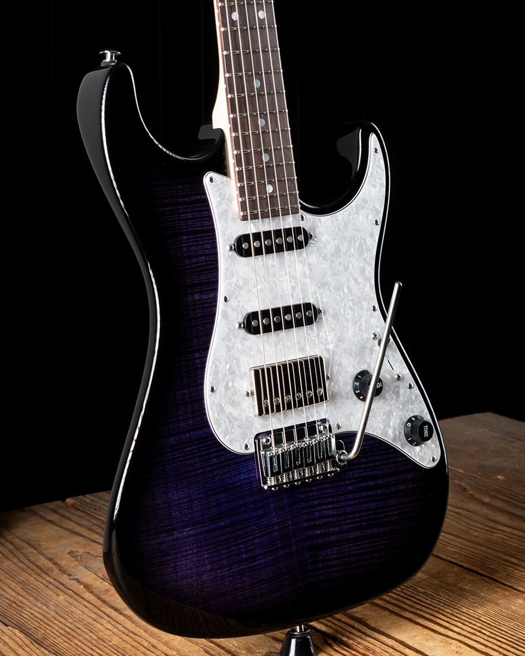 Suhr Standard Custom Flame Maple/Basswood - Trans Purple Burst