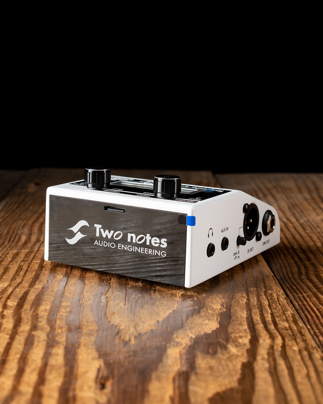Two Notes Torpedo C.A.B. M+ Speaker Simulator Pedal Two Notes Torpedo C.A.B. M+ Speaker Simulator Pedal
