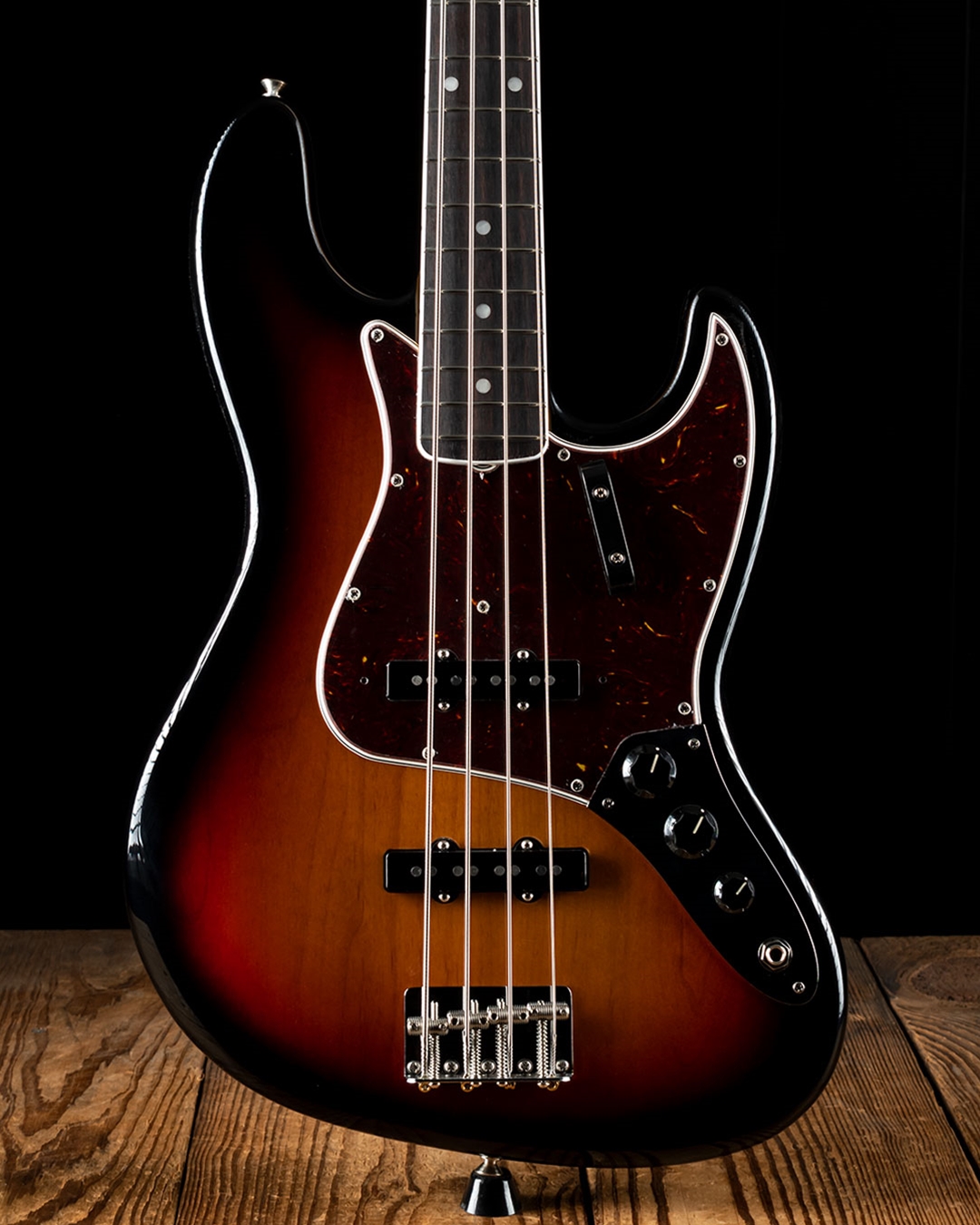 Fender American Vintage II 1966 Jazz Bass - 3-Color Sunburst