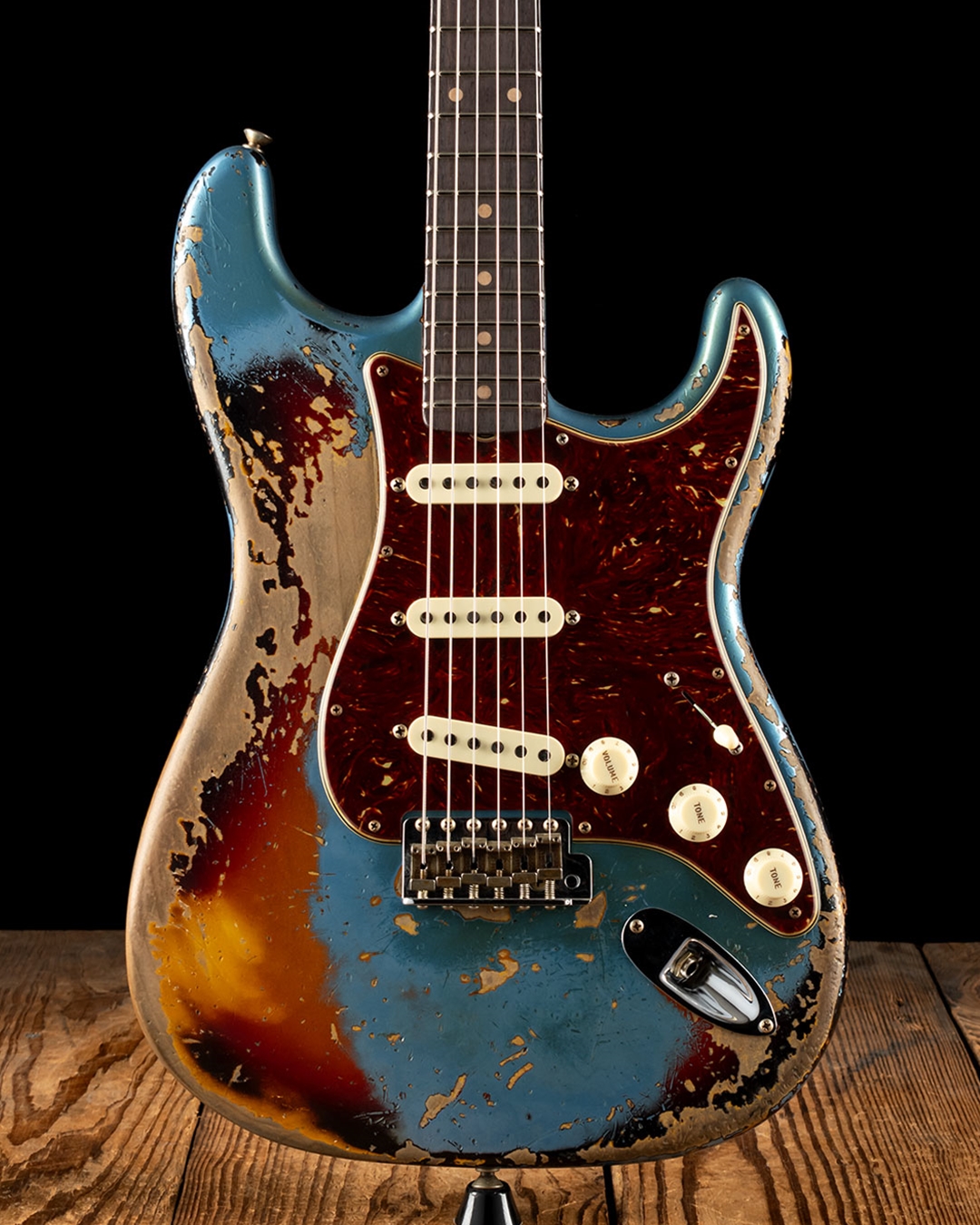 Blue sunburst stratocaster discount