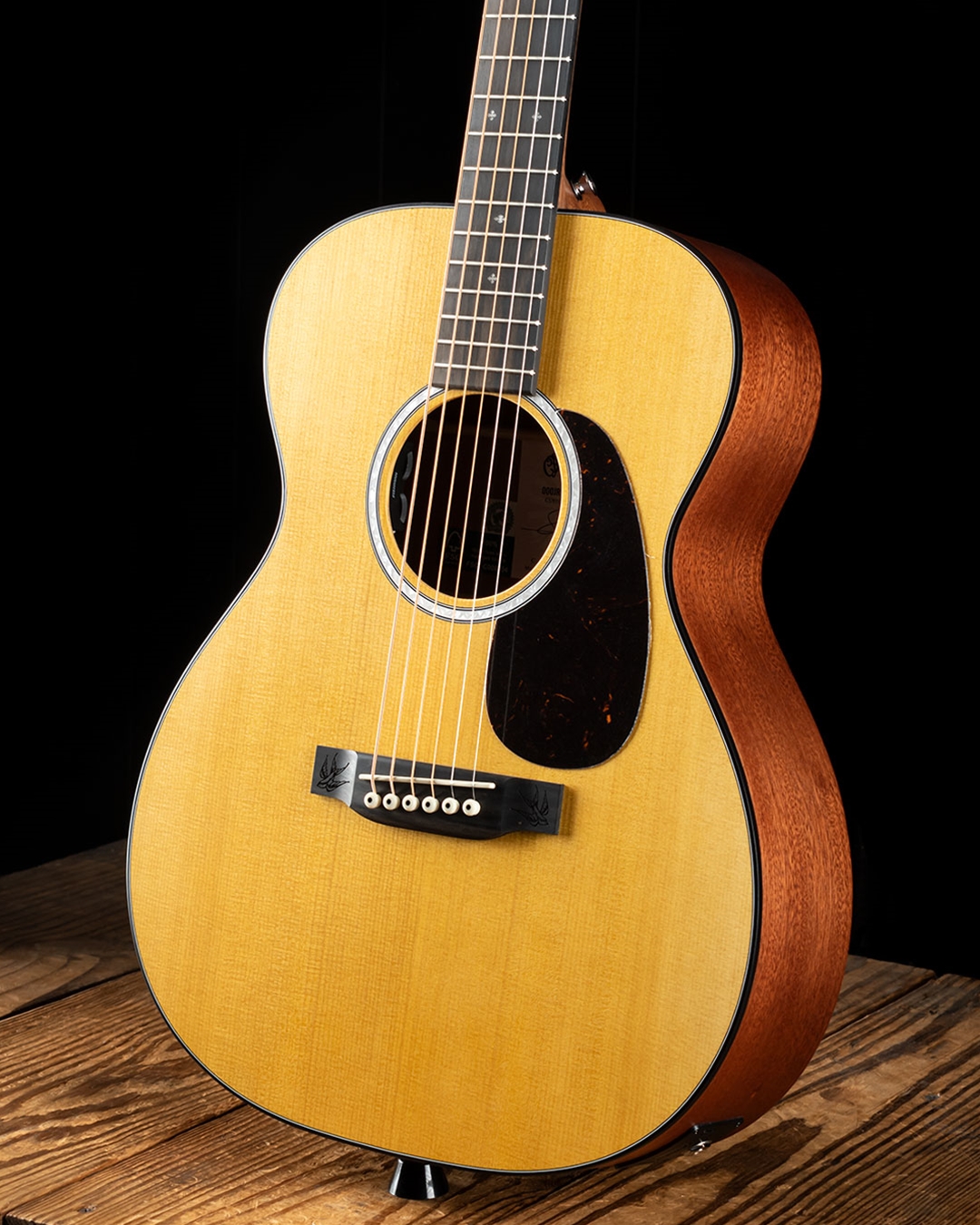 ギター Martin Shawn Mendez 000jr Martin Shawn Mendes 000JR Signature Guitar - YouTube