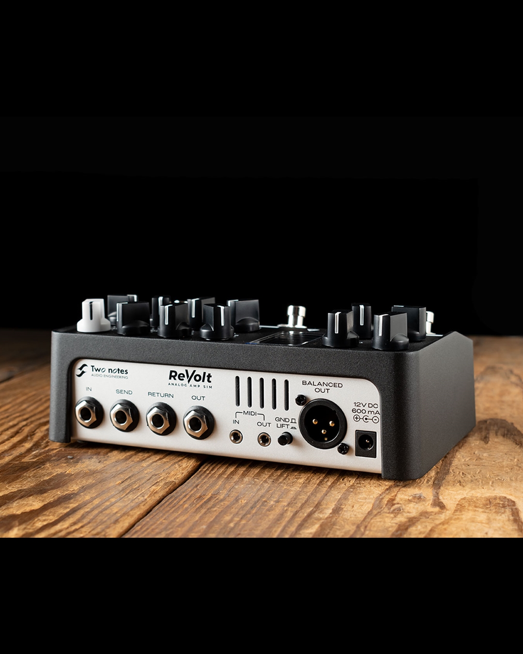 Two Notes ReVolt Bass Analog Amp Simulator Pedal