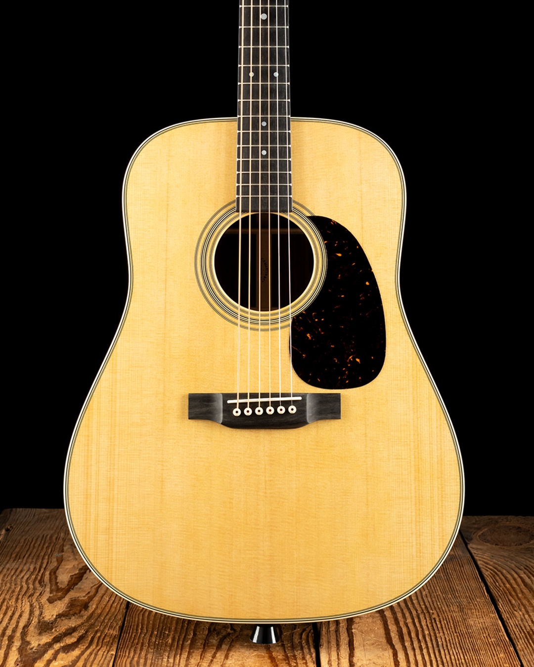 Martin D 28 Satin Natural