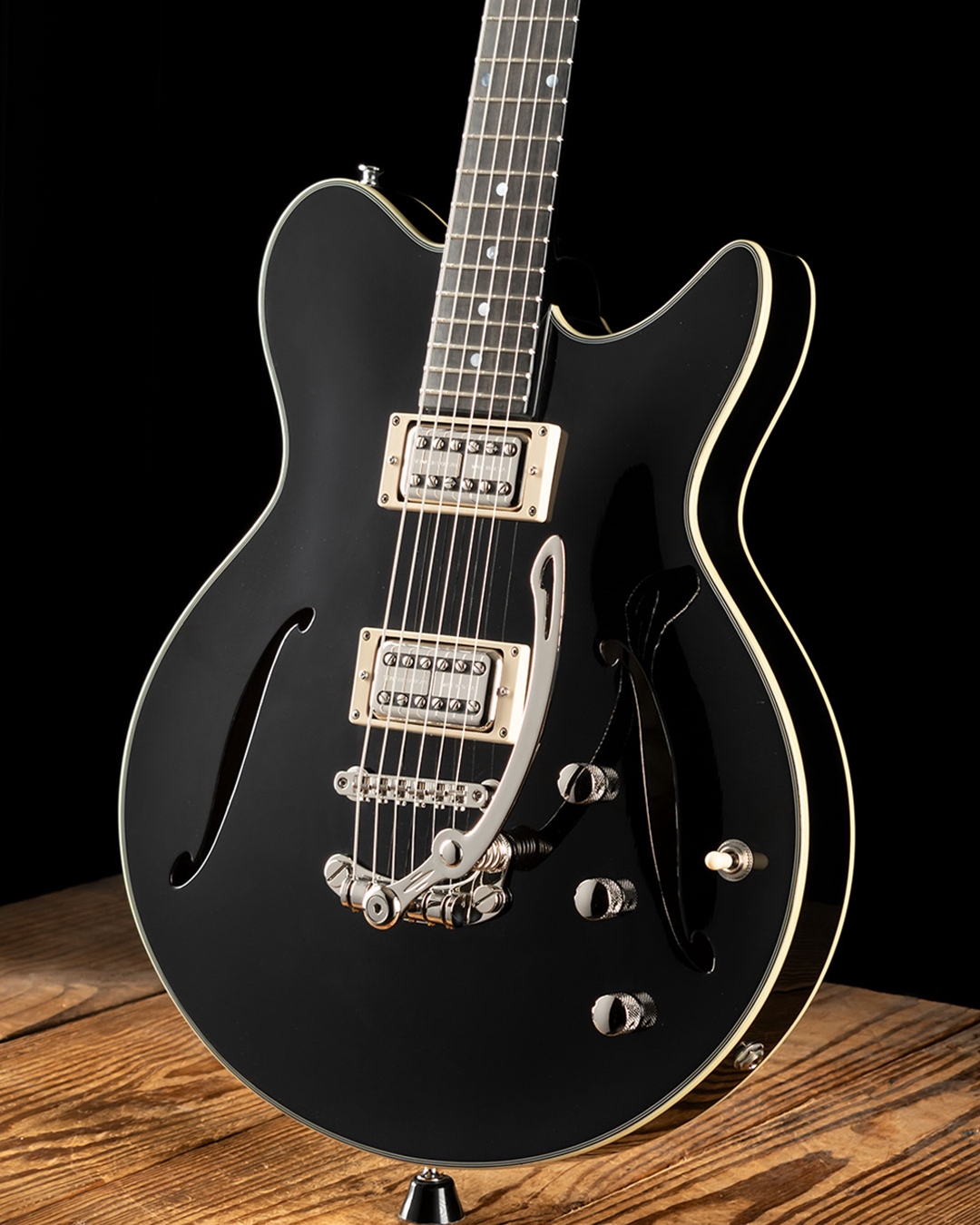 Eastman Romeo NYC - Black