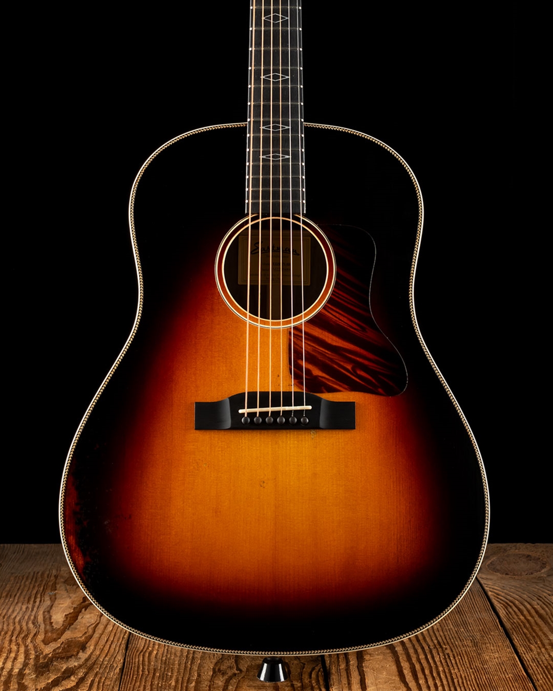 Eastman E22SS/v - Antique Sunburst