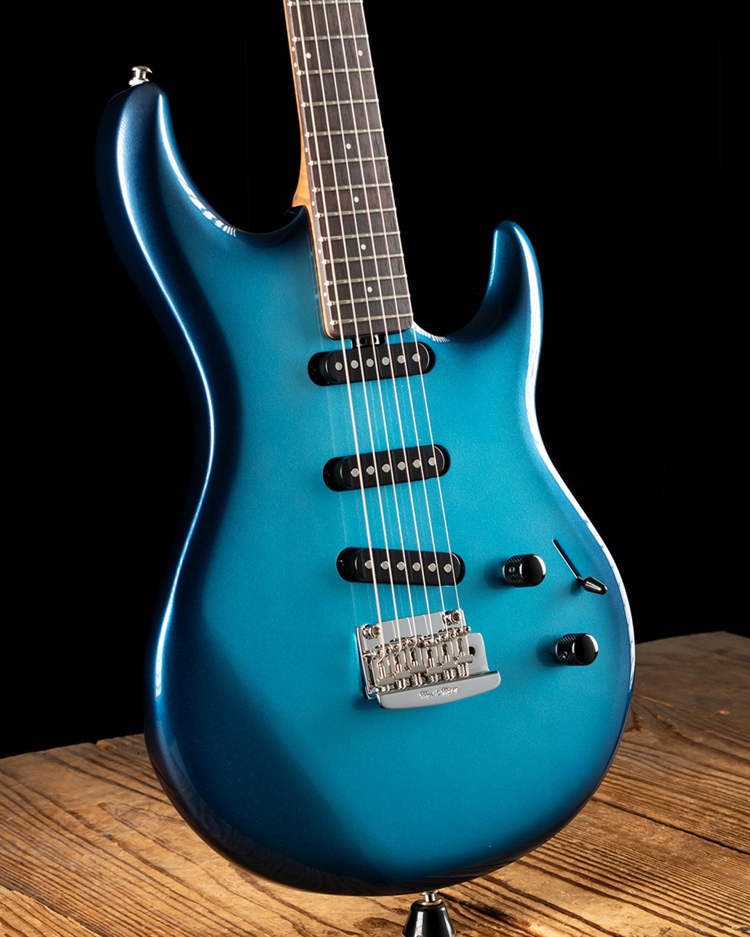 Music Man Luke 4 SSS - Blue Diesel