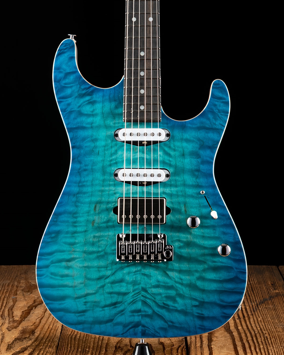 Suhr Standard Custom Quilt Maple/Swamp Ash - Bahama Blue Burst