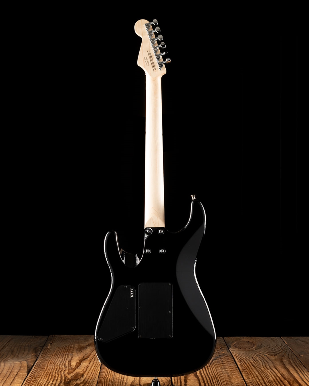 Charvel MJ SD1 24 HSH FR MDNGT GLOW Charvel MJ San Dimas Style 1