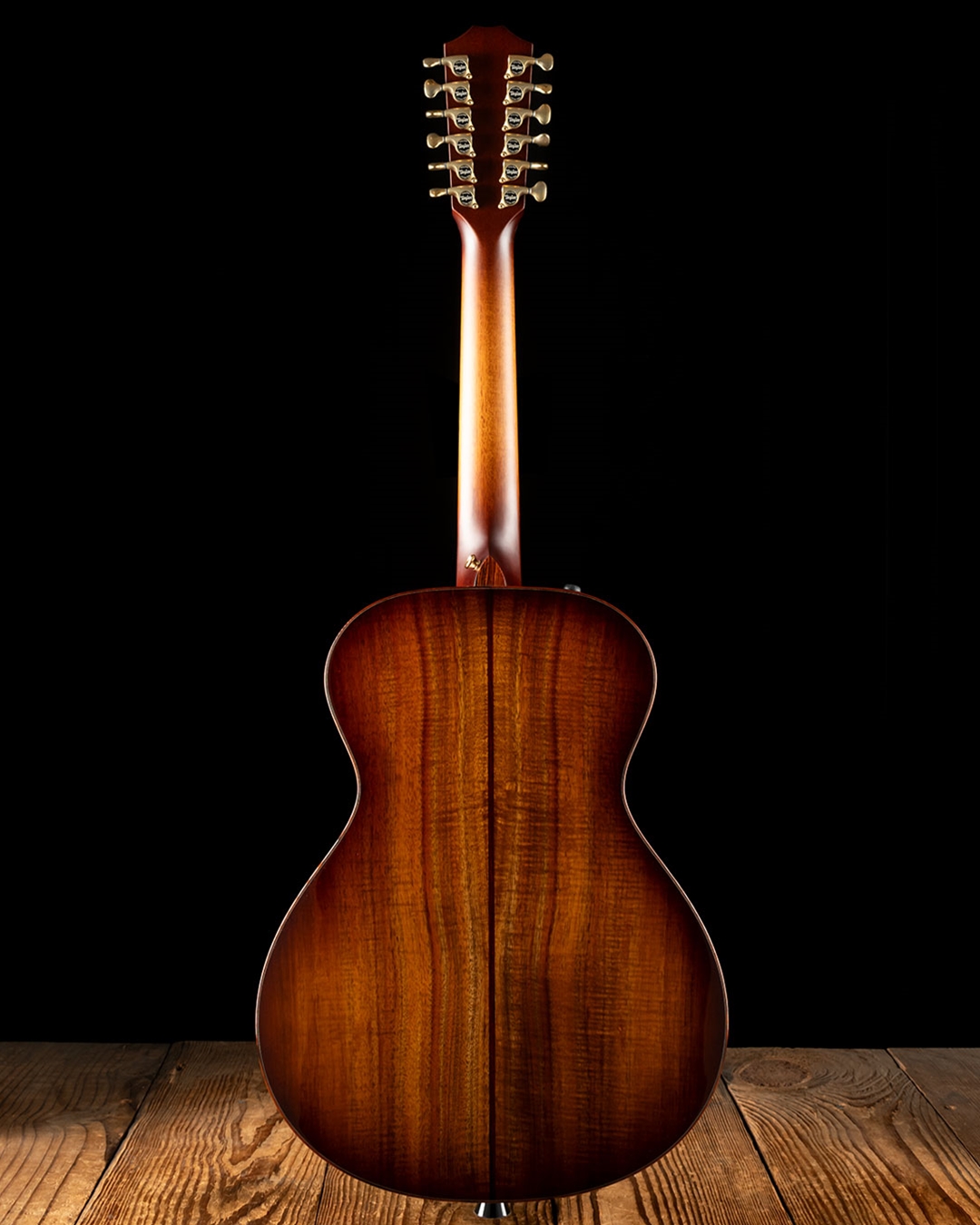Taylor C62e 12-Fret Grand Concert Hawaiian Koa - Shaded Edgeburst