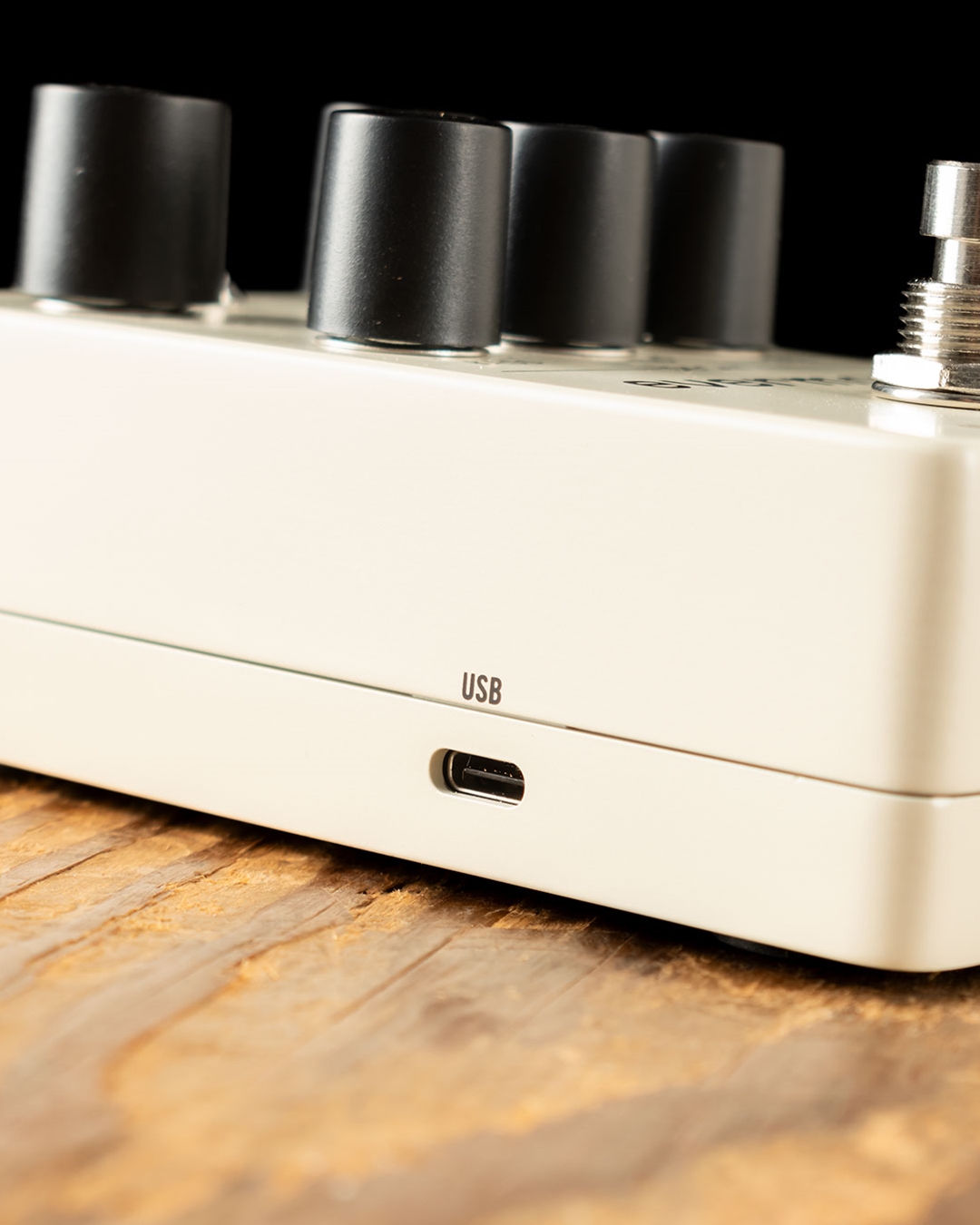 Universal Audio Evermore Studio Reverb Pedal