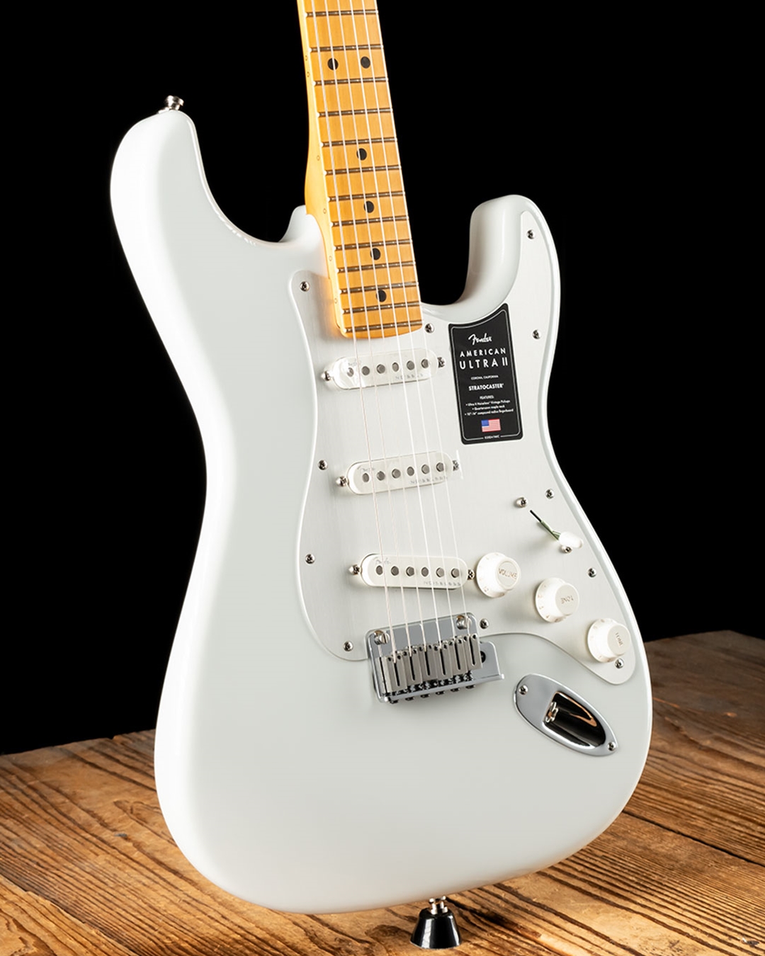 Fender American Ultra II フェンダー　USA 保証付き Fender American Ultra II Stratocaster - Avalanche
