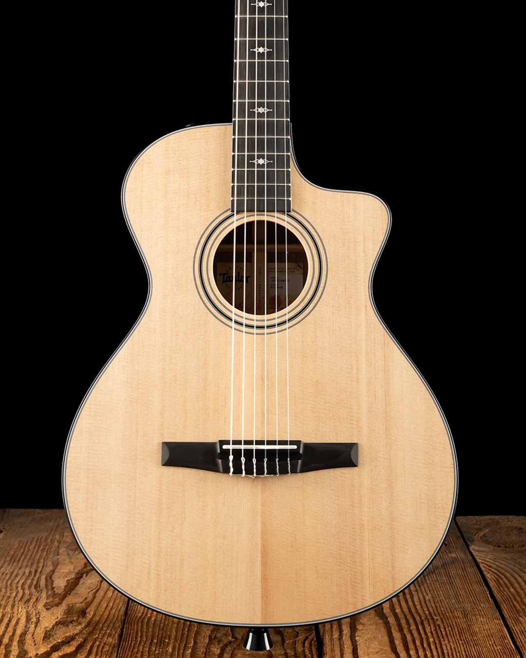 kintoto-Taylor312ce-N Taylor 312ce-N Grand Concert Nylon-String Acoustic-Electric Guitar