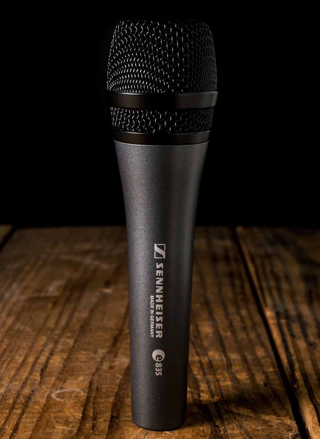 Sennheiser e835 Dynamic Cardioid Vocal Microphone