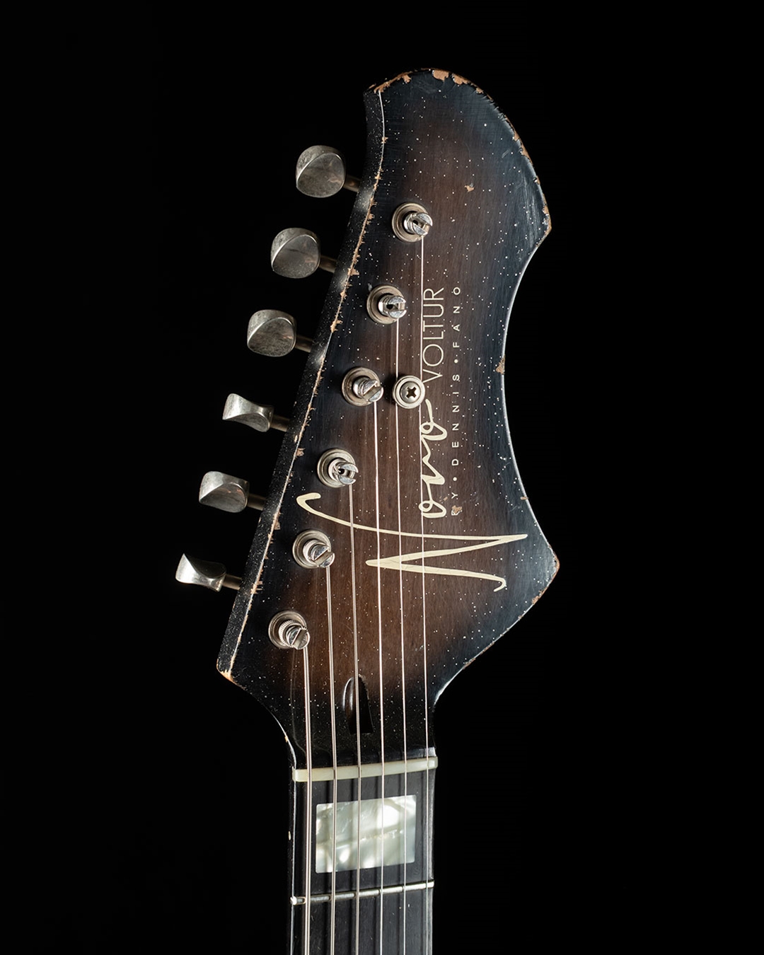 Novo Signature Voltur - Trans Black Silvertone Burst