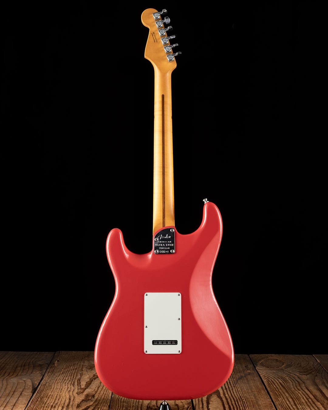 Fender American Ultra Luxe '60s Stratocaster HSS - Fiesta Red Fender American Ultra Luxe '60s Stratocaster HSS - Fiesta Red