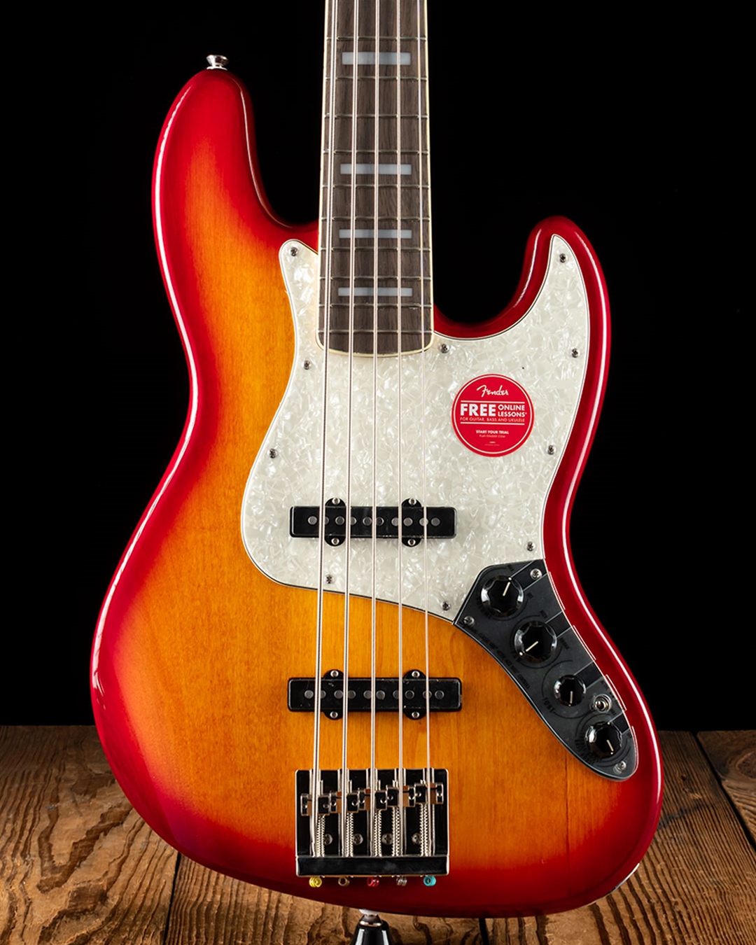 Squier Classic Vibe Active '70s Jazz Bass V - Sienna Sunburst