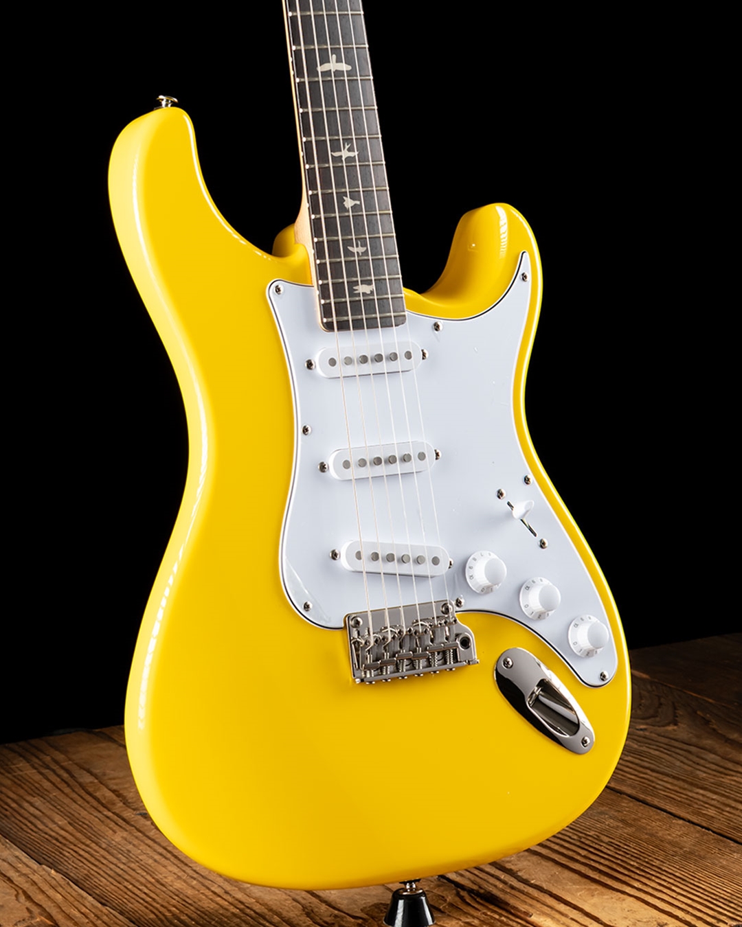 PRS SE Silver Sky イエロー PRS SE Silver Sky Electric Guitar - Gold Spark, Sweetwater