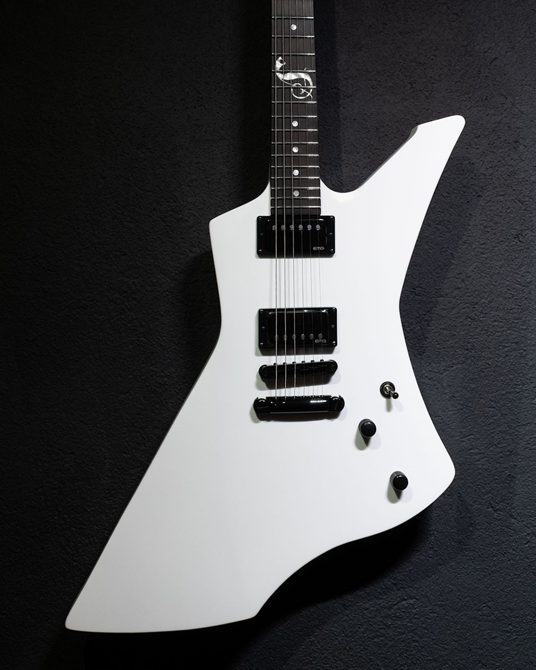 ギター LTD SNAKEBYTE  White ESP SNAKEBYTE - Snow White James hetfield signature E2710232