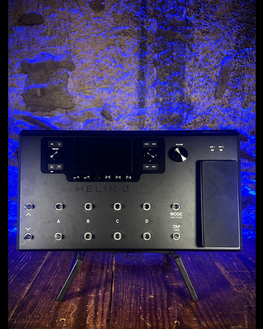 Line 6 Helix LT Guitar Multi-Effects Processor Pedal *USED*