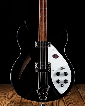 ギター Rickenbacker 330 Jetglo 513651000084000-04-2000x2000.jpg