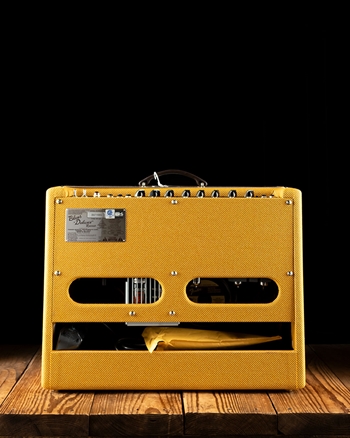 Fender/フェンダー　Blues deluxe Amazon.com: Fender Blues Deluxe™ Reissue, Tweed : Musical