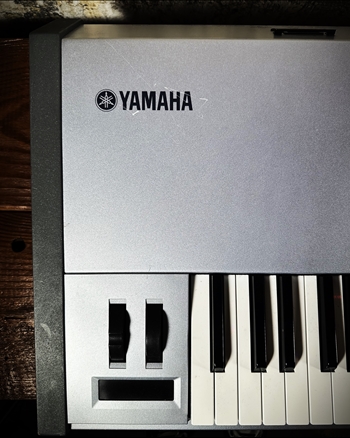 Yamaha Motif ES8 - 88-Key Workstation *USED*