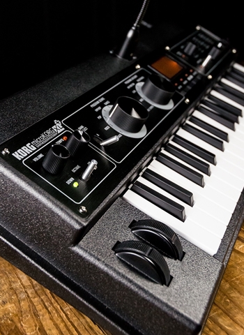 Korg MicroKORG XL+ Synthesizer/Vocoder