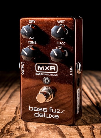 MXR M84 Bass Fuzz Deluxe Pedal