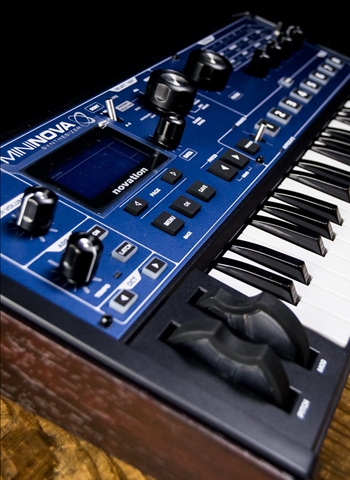 Novation MiniNova 37-Key Synthesizer