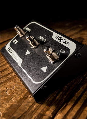 DigiTech FS3X 3-Button Footswitch