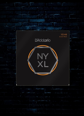 D'Addario NYXL1046 - NYXL Nickel Wound Electric Strings - Regular Light (10-46)