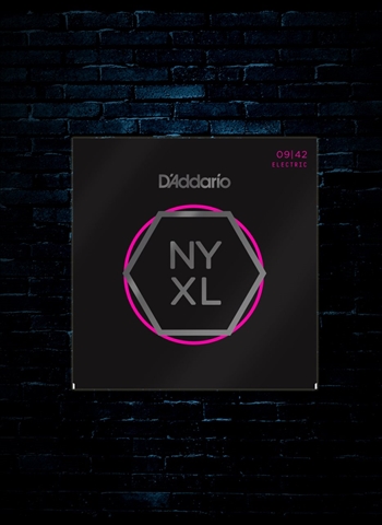 D'Addario NYXL0942 - NYXL Nickel Wound Electric Strings - Super Light (9-42)