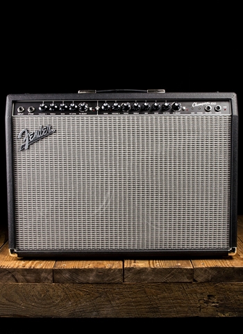 Fender Champion 100 - 100 Watt 2x12" Guitar Combo