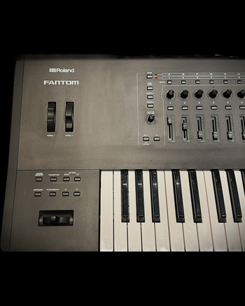 Roland Fantom-7 - 76-Key Workstation Synthesizer *USED*