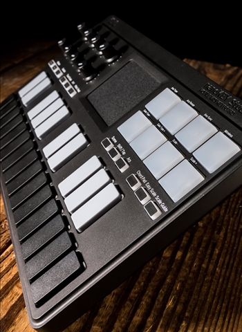 Korg NanoKEY Studio Mobile MIDI Keyboard