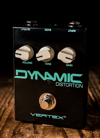 VERTEX Dynamic Distortion Pedal