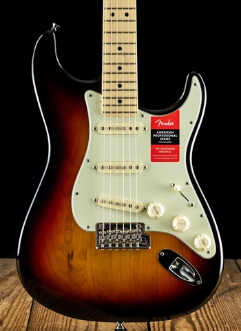 Fender American Professional Stratocaster - 3-Color Sunburst