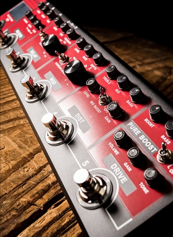 Mooer Red Truck - 6 Multi-Effects Pedal