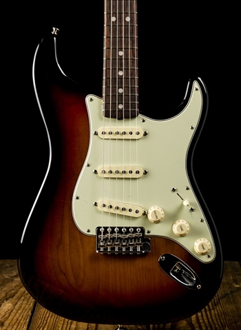 Fender American Original '60s Stratocaster - 3-Color Sunburst