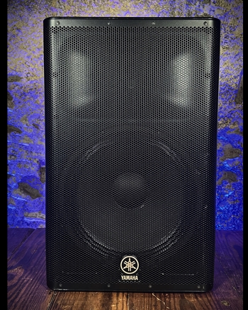 Yamaha DXR15 - 700 Watt 1x15" Powered Loudspeaker *USED*
