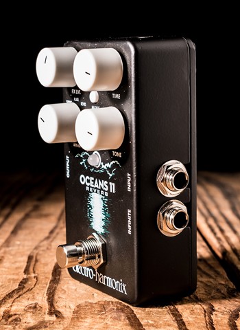 Electro-Harmonix Oceans 11 Reverb Pedal